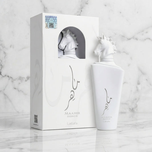 Flacon blanc Maahir Honor Eau de Parfum Lattafa chez NEWREINE Lyon.