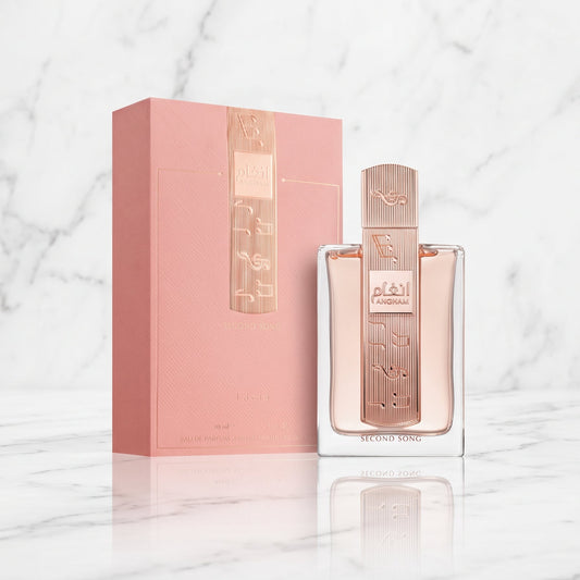 Flacon du parfum Angham Second Song Lattafa présenté par NEWREINE Lyon.