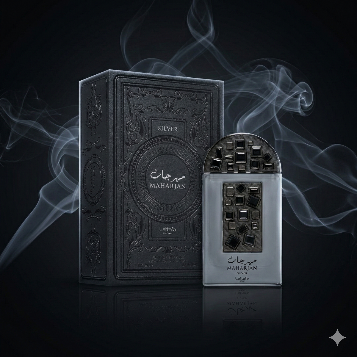 : Parfum Maharjan Silver de Lattafa mis en valeur dans une ambiance luxueuse et sobre.